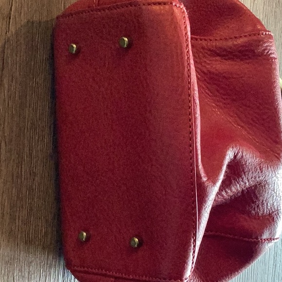 RED LEATHER BAG - Picture 2 of 3